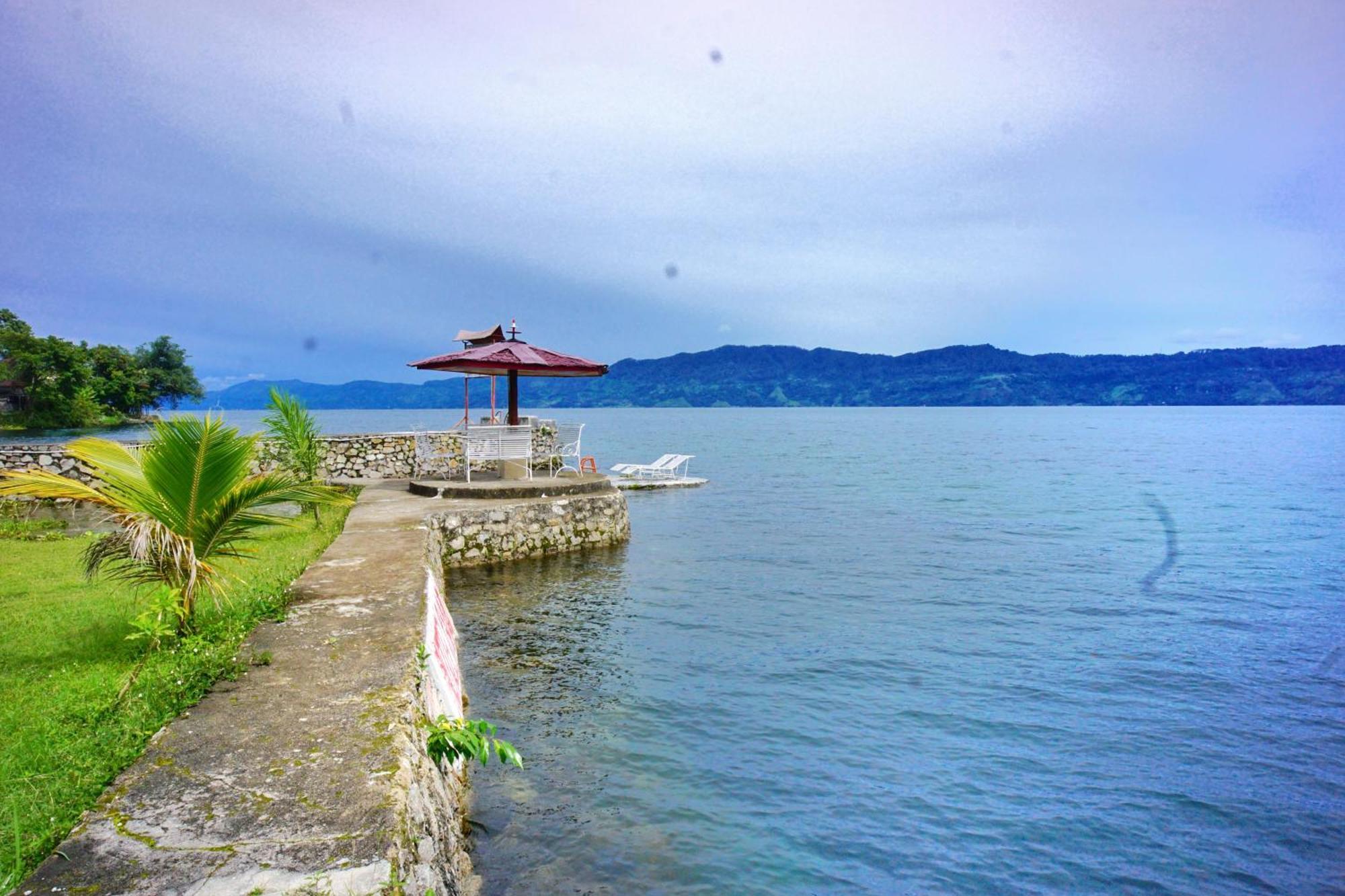 Hotel Pandu Lakeside Tuktuk Luaran gambar