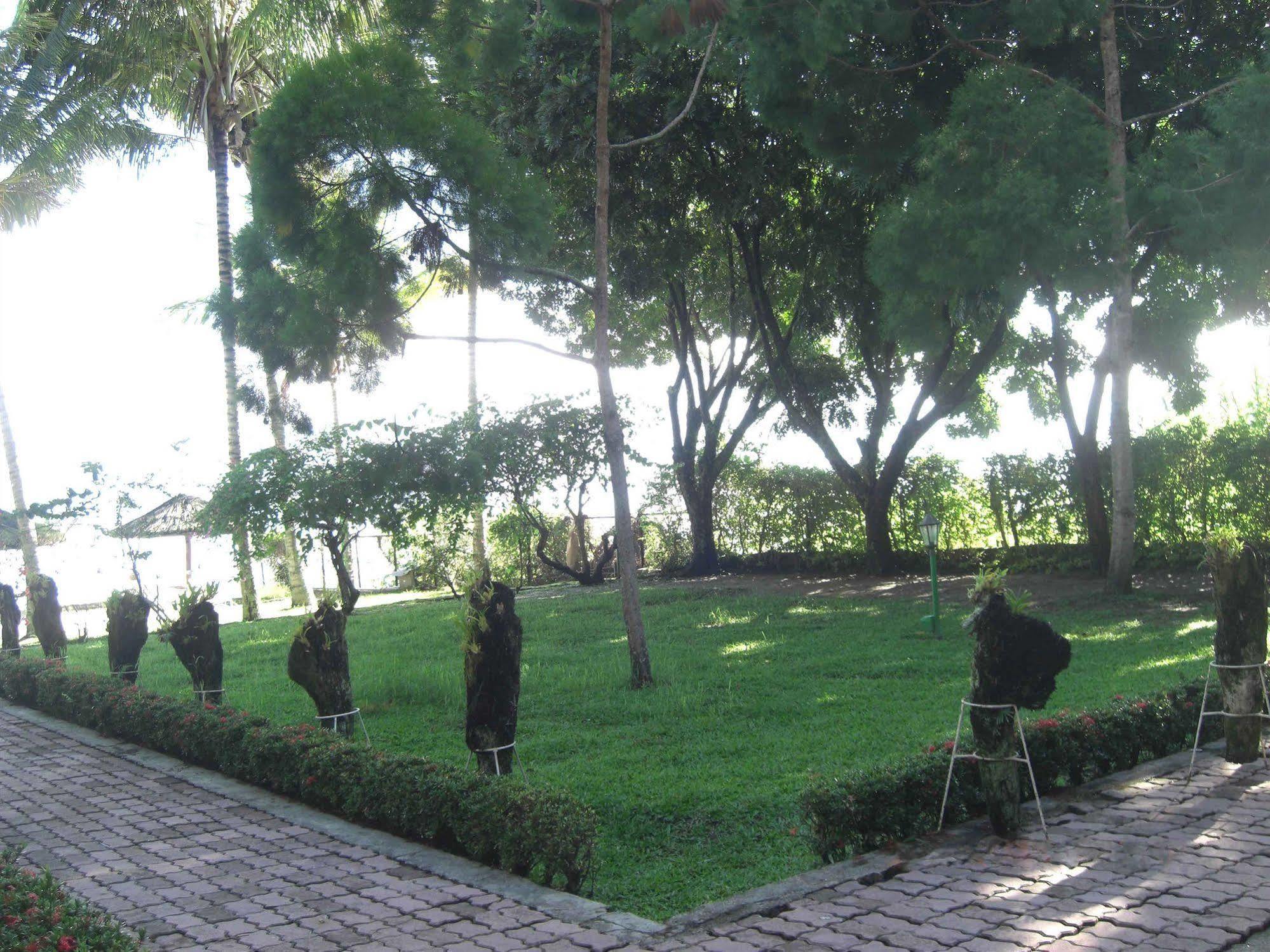 Hotel Pandu Lakeside Tuktuk Luaran gambar