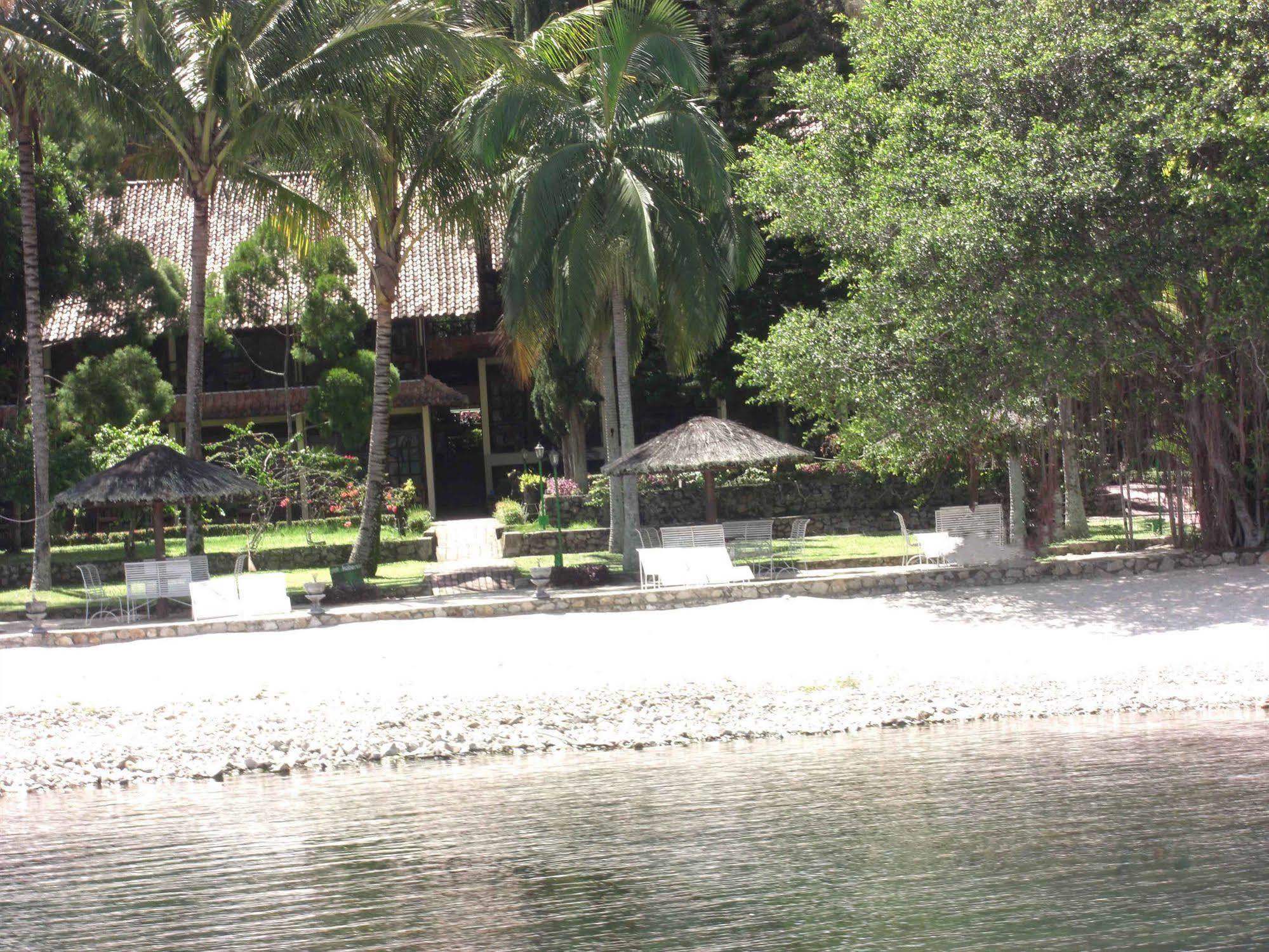 Hotel Pandu Lakeside Tuktuk Luaran gambar